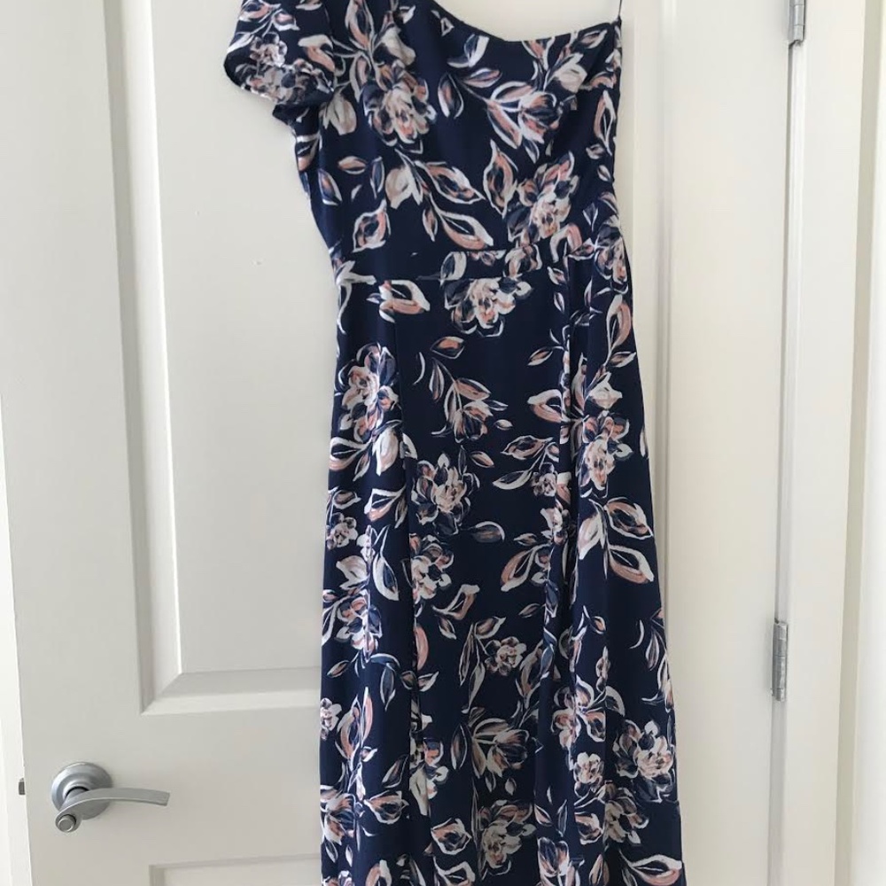 NWT Charles Henry midi length one shoulder dress